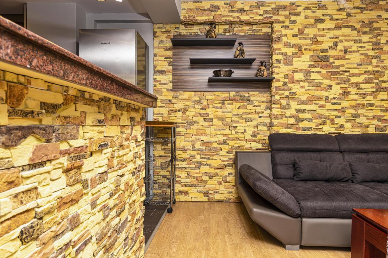 1Bd Apartment - 5 Mins To The City Centre By Flat Mаnager Plovdiv Exterior photo